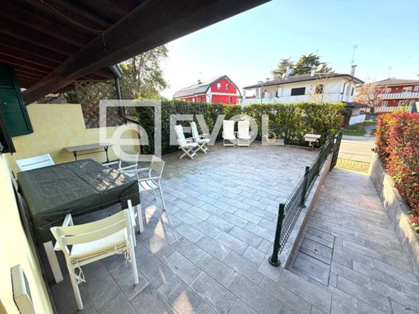 appartamento in vendita a Lignano Sabbiadoro in zona Pineta