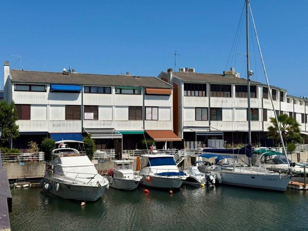 casa indipendente in vendita a Lignano Sabbiadoro