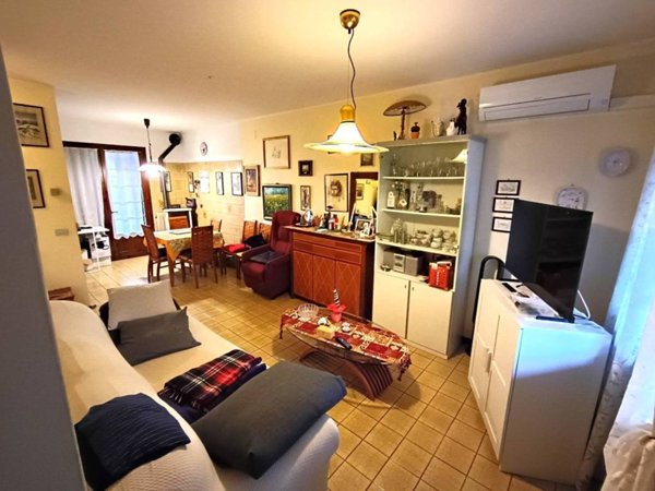 casa indipendente in vendita a Lignano Sabbiadoro