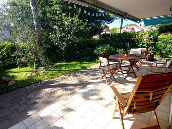 appartamento in vendita a Lignano Sabbiadoro in zona Pineta