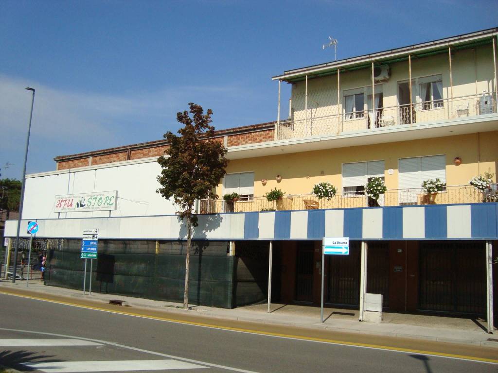 casa indipendente in vendita a Lignano Sabbiadoro