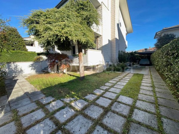 casa indipendente in vendita a Lignano Sabbiadoro