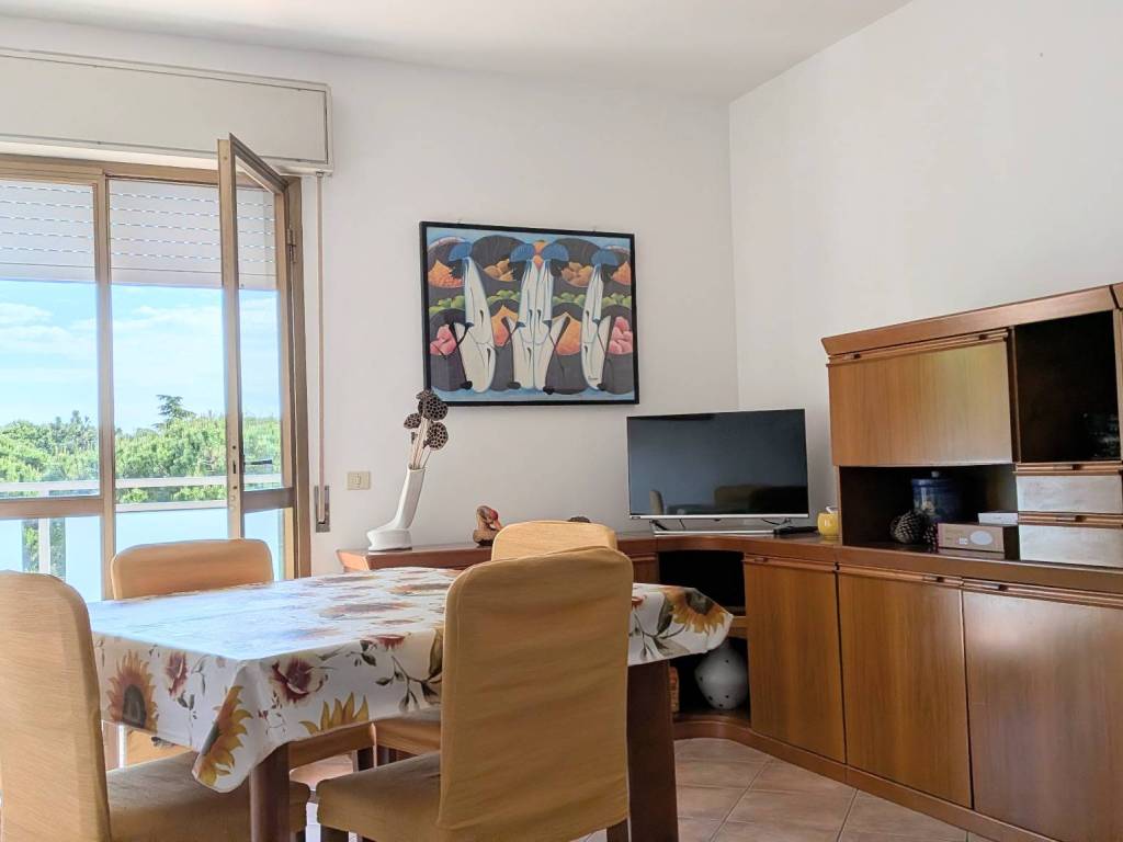 appartamento in vendita a Lignano Sabbiadoro in zona Pineta
