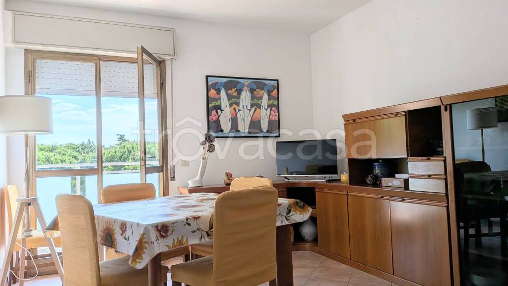 appartamento in vendita a Lignano Sabbiadoro in zona Pineta