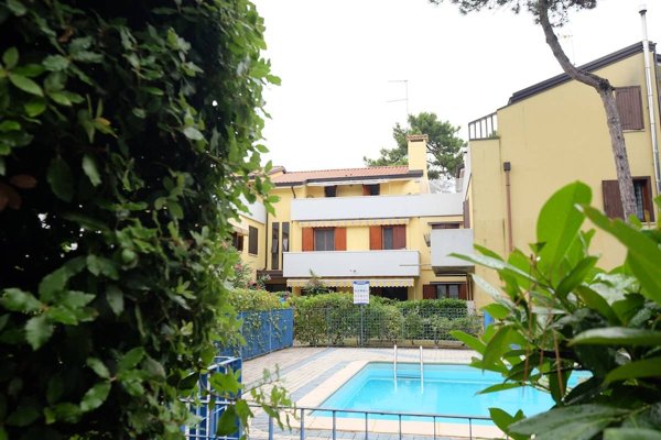 appartamento in vendita a Lignano Sabbiadoro in zona Pineta