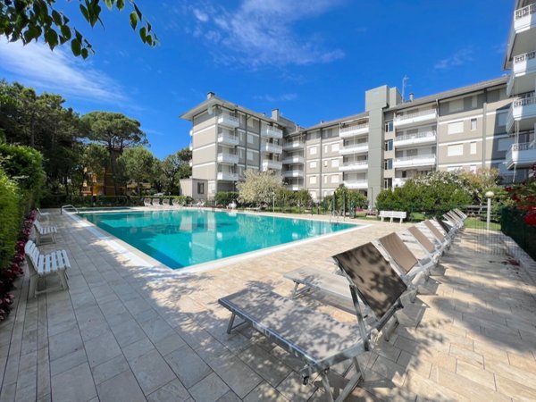appartamento in vendita a Lignano Sabbiadoro in zona Riviera