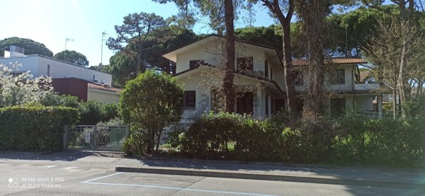 casa indipendente in vendita a Lignano Sabbiadoro in zona Pineta
