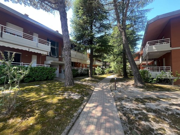 appartamento in vendita a Lignano Sabbiadoro in zona Pineta