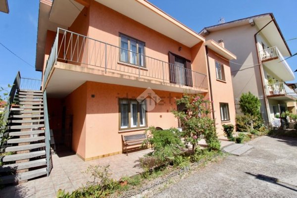 appartamento in vendita a Lignano Sabbiadoro in zona Pineta