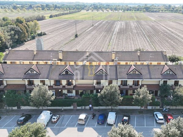 casa indipendente in vendita a Lignano Sabbiadoro