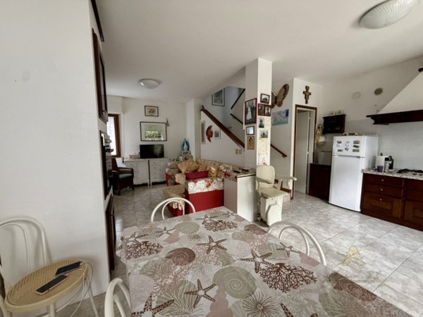 casa indipendente in vendita a Lignano Sabbiadoro in zona Pineta