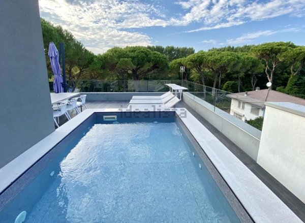 casa indipendente in vendita a Lignano Sabbiadoro in zona Riviera
