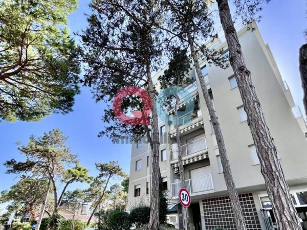 appartamento in vendita a Lignano Sabbiadoro in zona Pineta