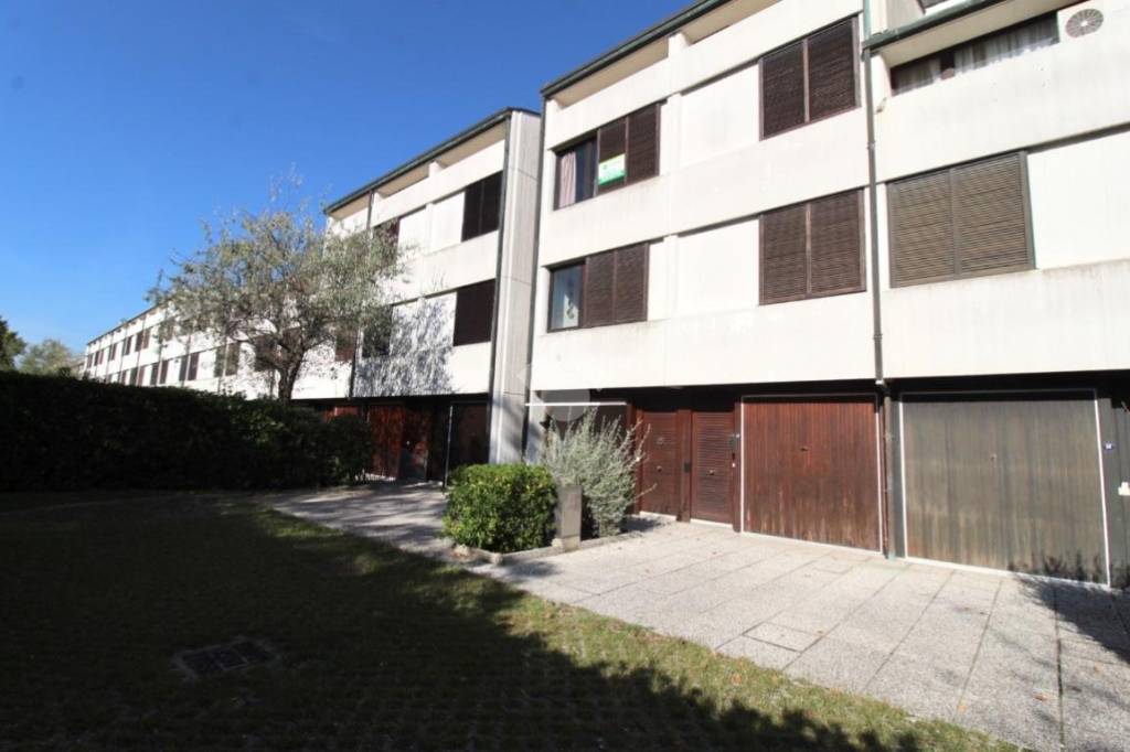 casa indipendente in vendita a Lignano Sabbiadoro