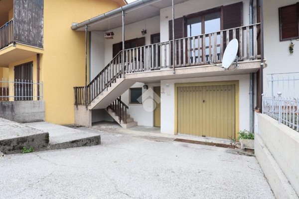 casa indipendente in vendita a Lusevera in zona Pradielis