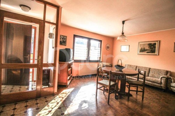 casa indipendente in vendita a Lusevera in zona Pradielis