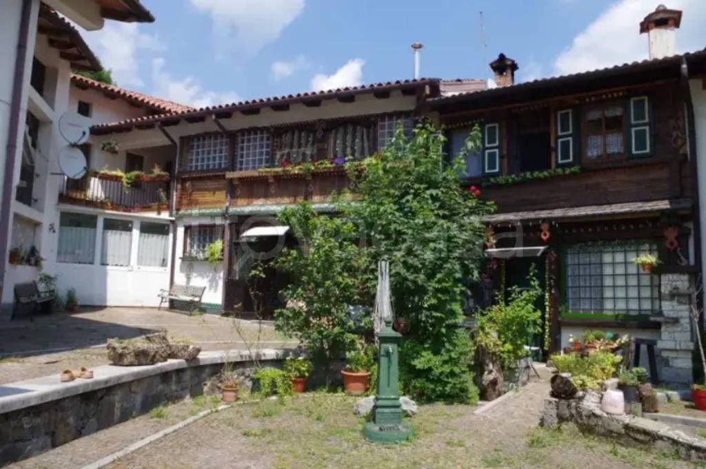 casa indipendente in vendita a Lusevera