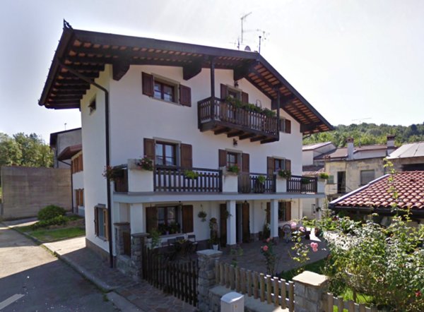 casa indipendente in vendita a Lusevera in zona Villanova