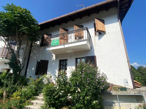 casa indipendente in vendita a Lusevera in zona Villanova
