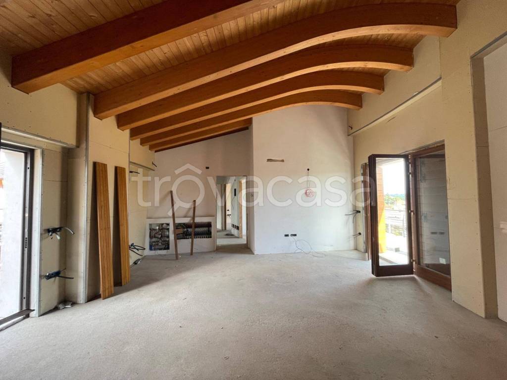 appartamento in vendita a Majano