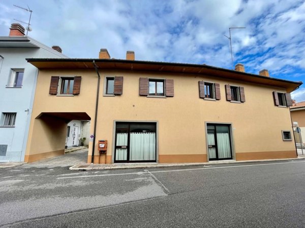 casa indipendente in vendita a Majano in zona Farla