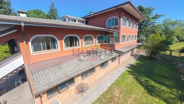 casa indipendente in vendita a Majano