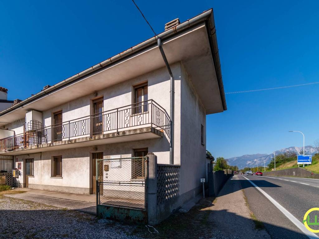 casa indipendente in vendita a Majano