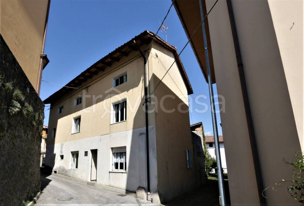 casa indipendente in vendita a Majano in zona Susans