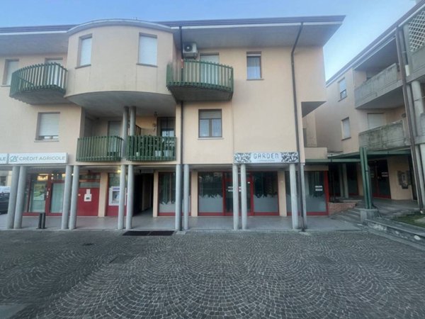 negozio in vendita a Majano