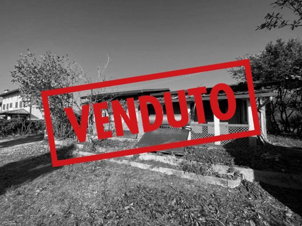 casa indipendente in vendita a Majano