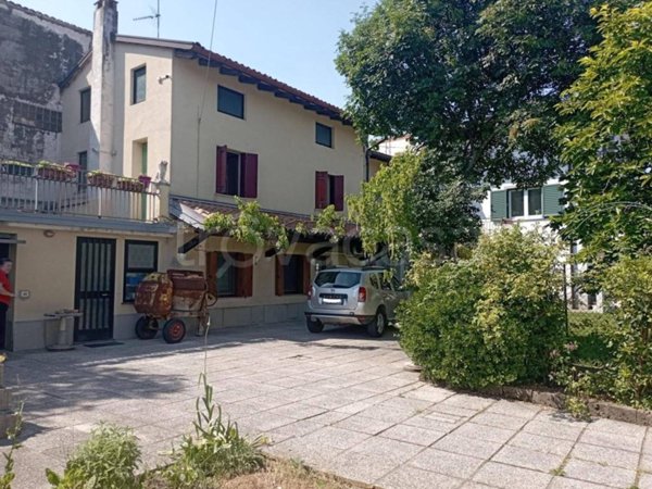 casa indipendente in vendita a Majano in zona Farla