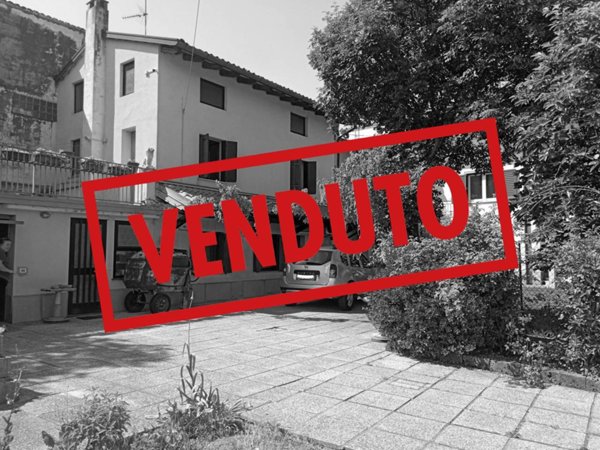 casa indipendente in vendita a Majano in zona Farla