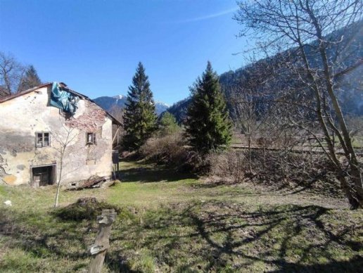 casa indipendente in vendita a Malborghetto Valbruna in zona Ugovizza