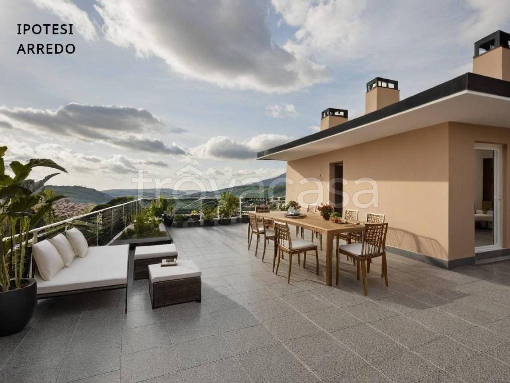 casa indipendente in vendita a Manzano