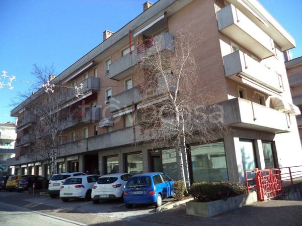 negozio in vendita a Manzano