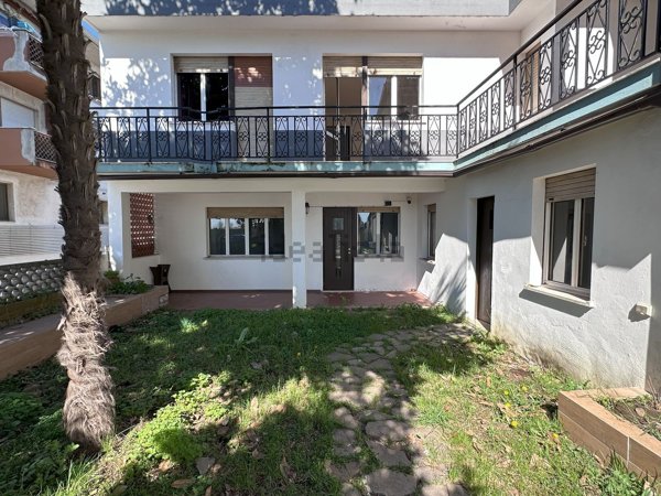 casa indipendente in vendita a Manzano