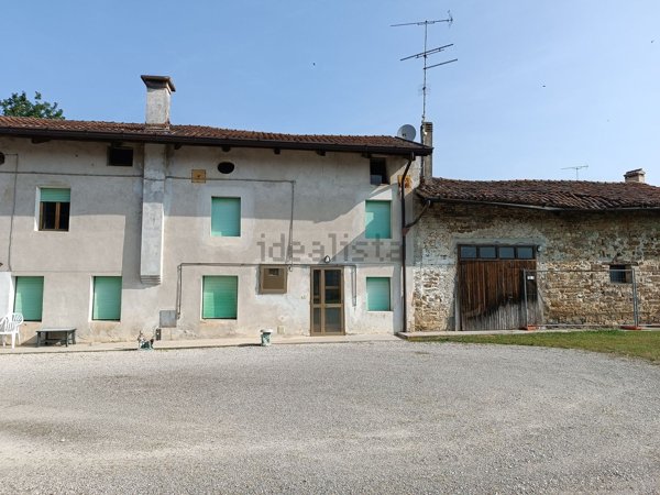appartamento in vendita a Manzano