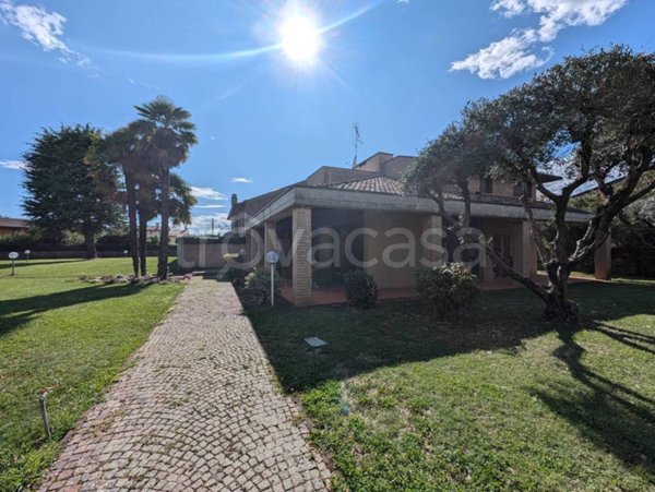 casa indipendente in vendita a Manzano