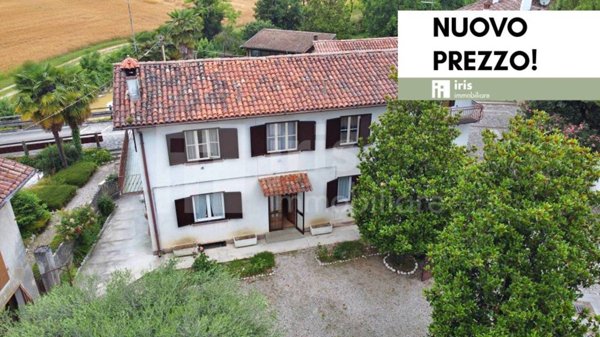 casa indipendente in vendita a Manzano in zona Case