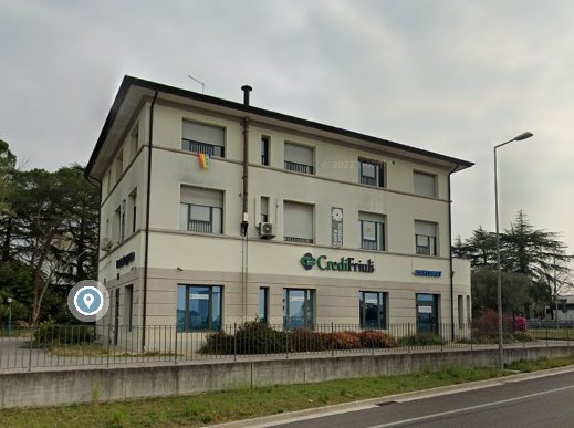 ufficio in vendita a Manzano