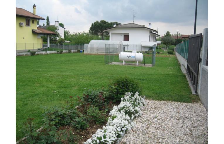 terreno edificabile in vendita a Manzano