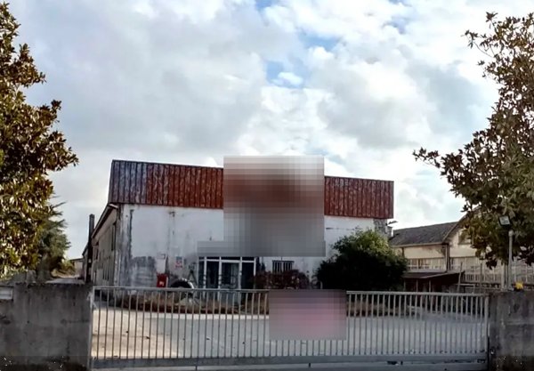 locale di sgombero in vendita a Manzano