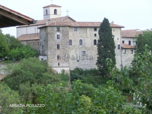 casa indipendente in vendita a Manzano in zona Rosazzo