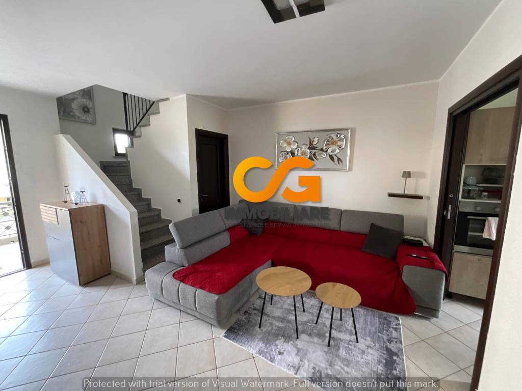 casa indipendente in vendita a Manzano