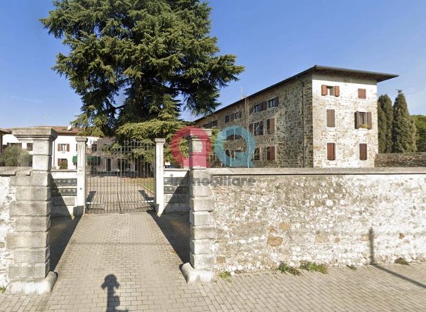 appartamento in vendita a Manzano in zona San Lorenzo