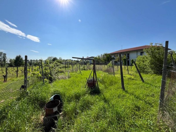 bifamiliare in vendita a Manzano