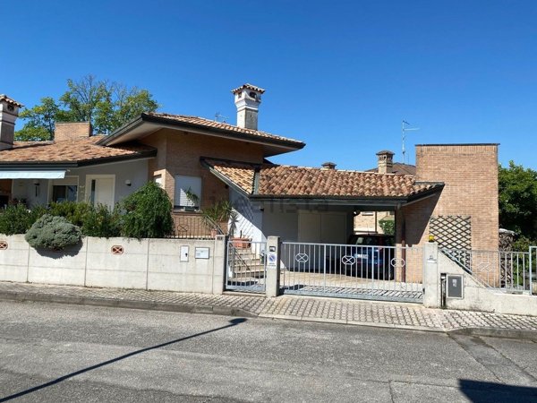 casa indipendente in vendita a Marano Lagunare