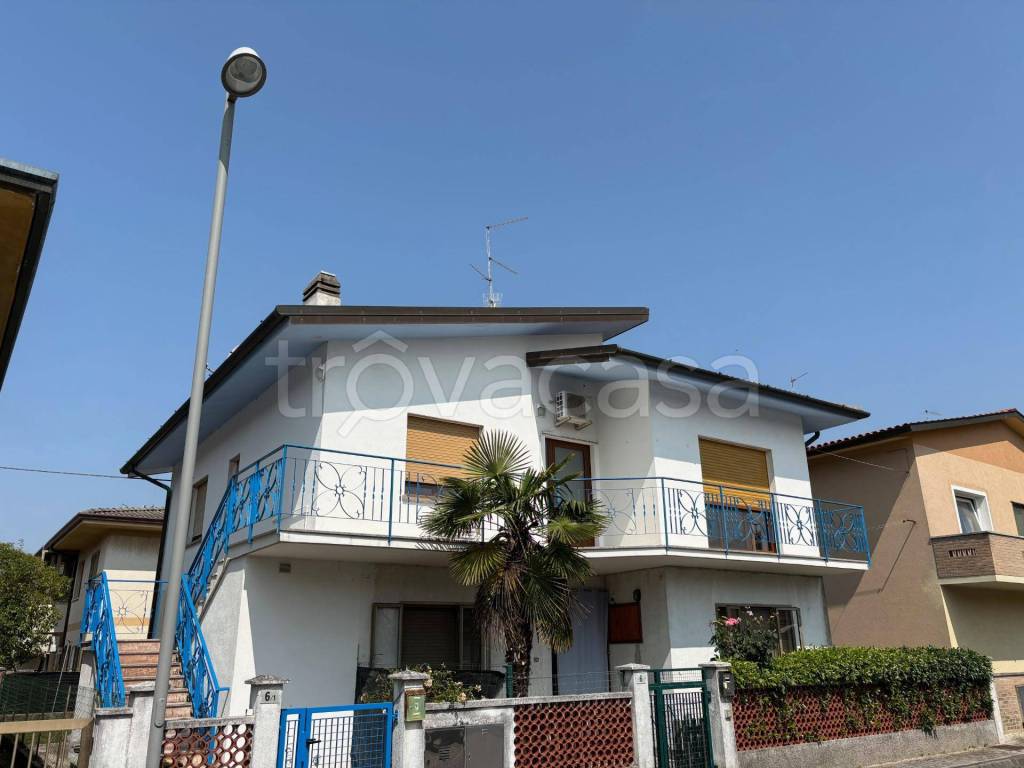 appartamento in vendita a Marano Lagunare