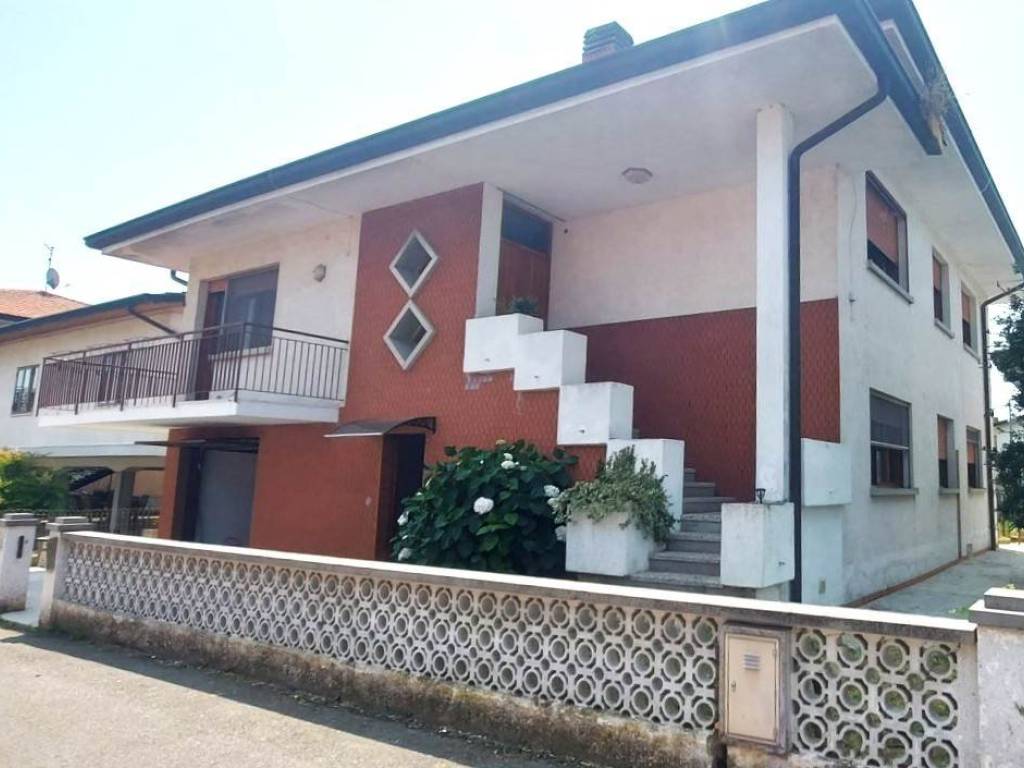 casa indipendente in vendita a Marano Lagunare