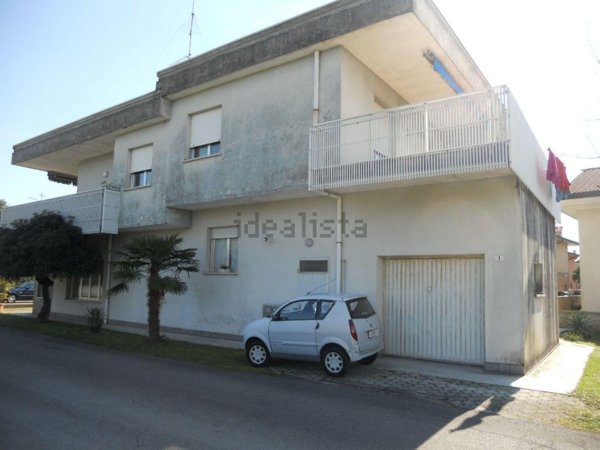 casa indipendente in vendita a Marano Lagunare